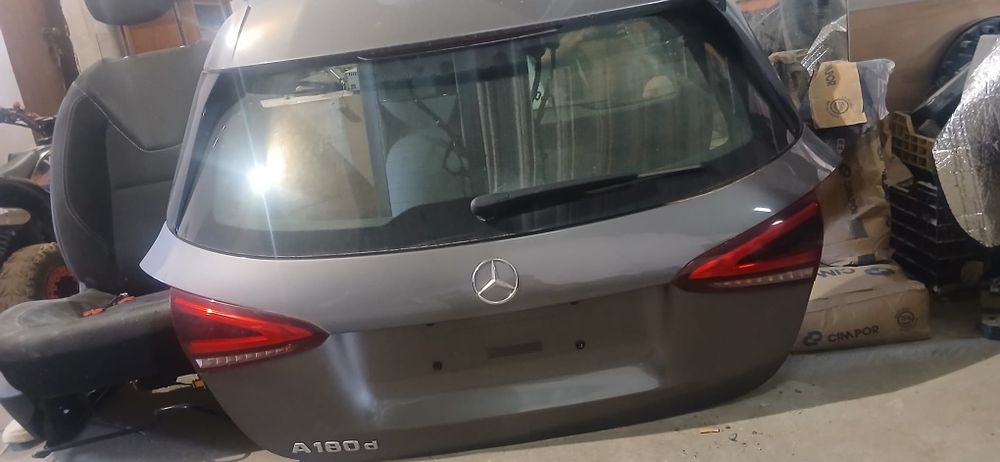 Mala do Mercedes A180 de 2019