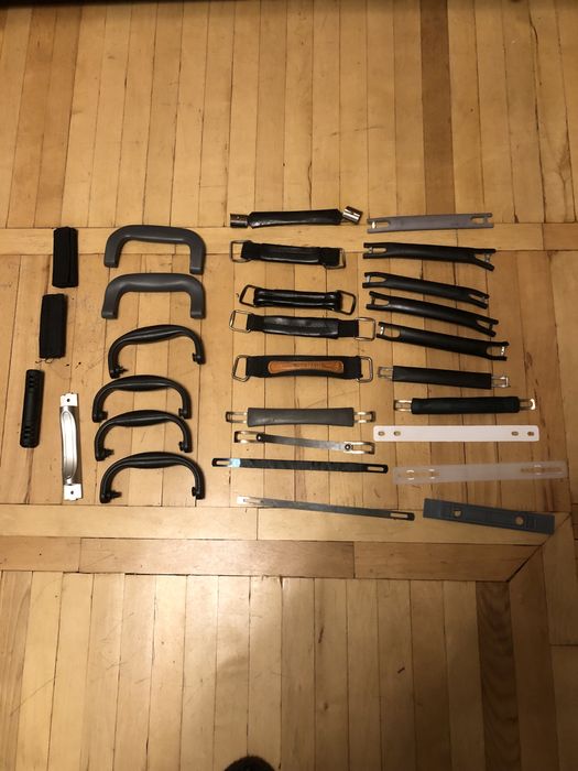 Запчастини для валізи-чемодана,колеса,ручки ,ніжки