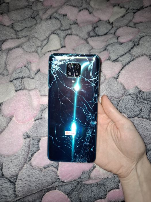 Продам телефон redmi