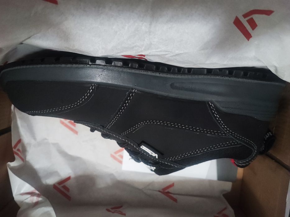 Sapatos de Segurança material compósito