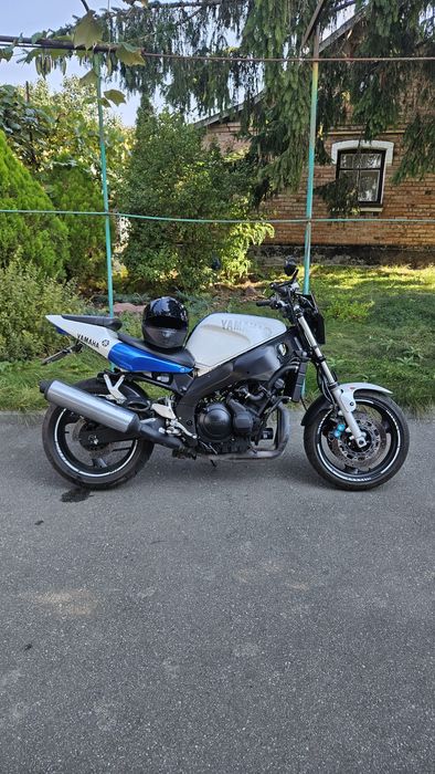 Yamaha FZS 600 Fazer мотоцикл мотик