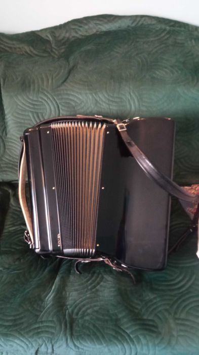 Akordeon Balone Burini 120 B