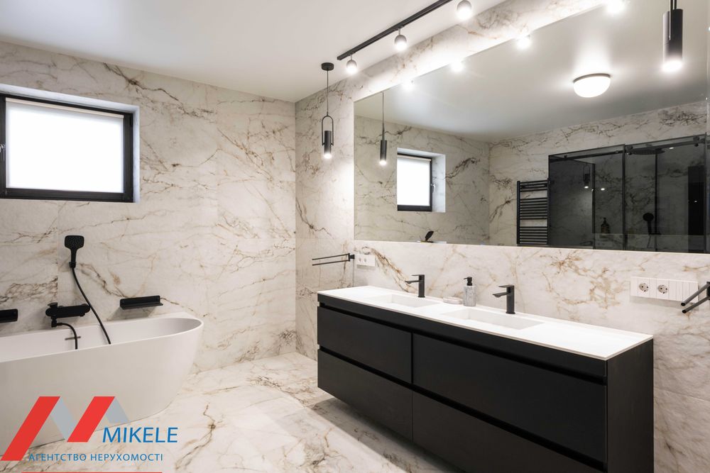 Сучасний новий будинок 2024р 320м2 діл 19сот с. Щасливе