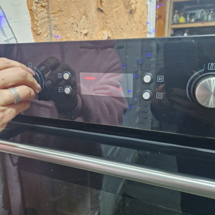 Варочьна Поверхня  Le Chef