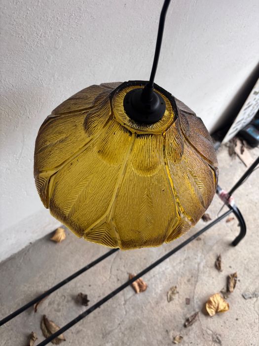 lampa wisząca retro prl miodowa