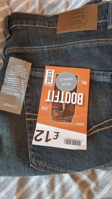 Nowe spodnie na guziki