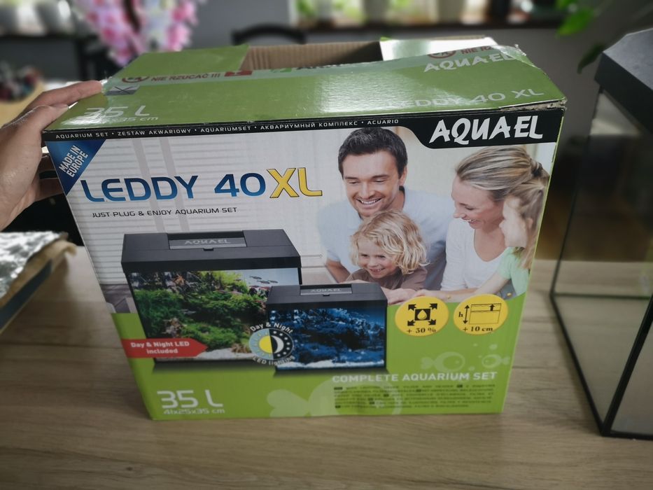 Akwarium 35 l z wyposażeniem
