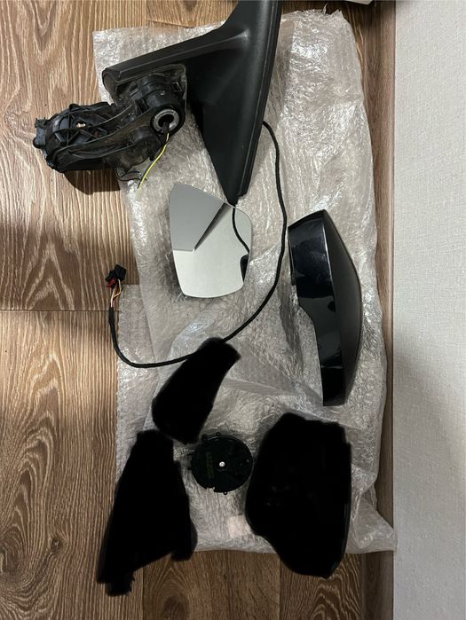 Накладка на водительское зеркало заднего вида! ВАГ Шкода Октавиа А7