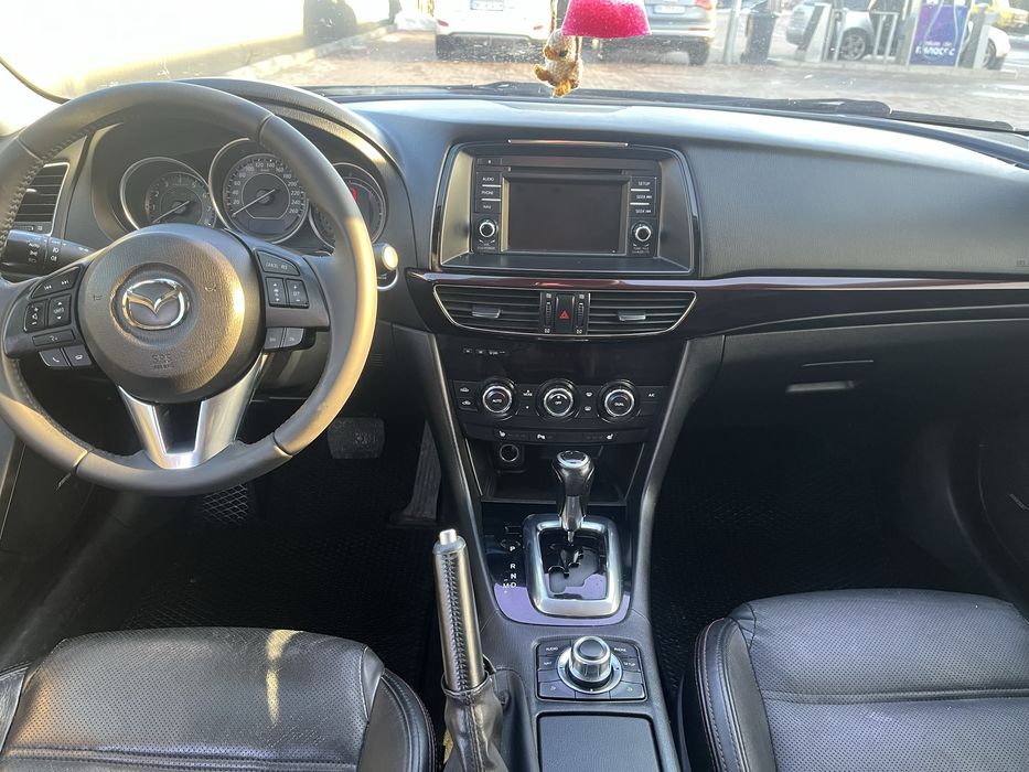 Mazda 6 2013рік 2,5 бензин
