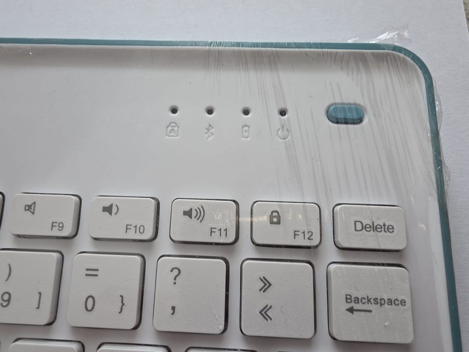 Teclado universal Bluetooth