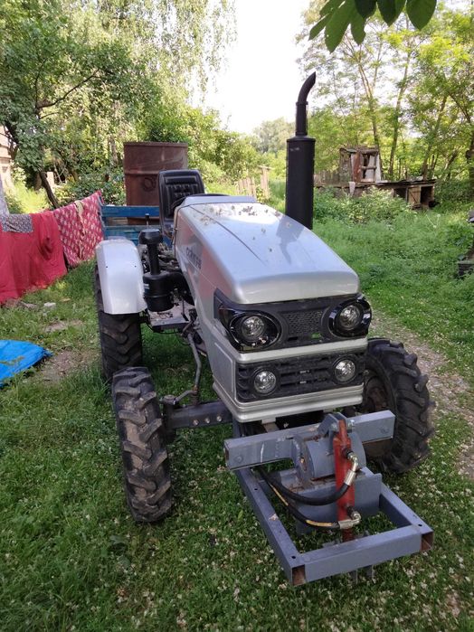 Продам трактор Скаут т 18.