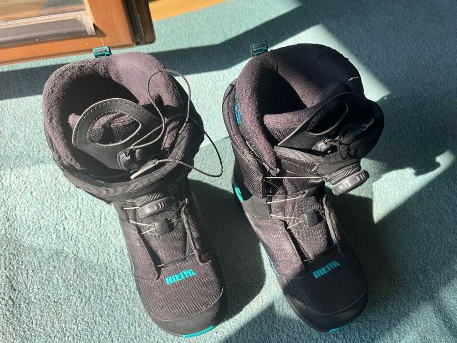 Sprzedam buty snowboardowe Nikita bardzo wygodne