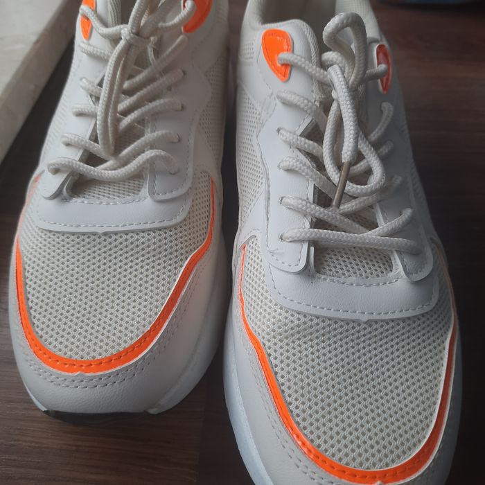 Sneakersy rozmiar 40
