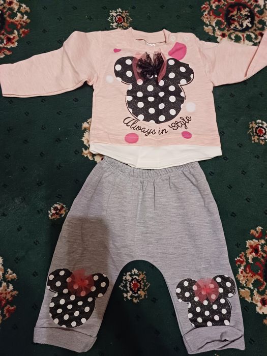 Косюмчик для дівчинки