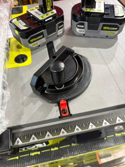 RYOBI PBLTS01K 18V Brushless 210mm akumulatorowa piła stołowa 2aku 4Ah