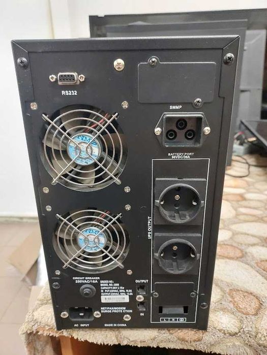 ИБП Luxeon UPS-3000LE, 3000VA, 2400Вт, холодный старт, RS232