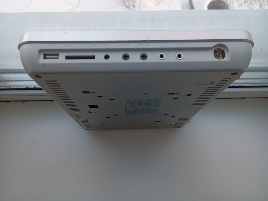BBK LCD TV/DVD Combo 10" — не проверял, на запчасти/реставрацию, тор