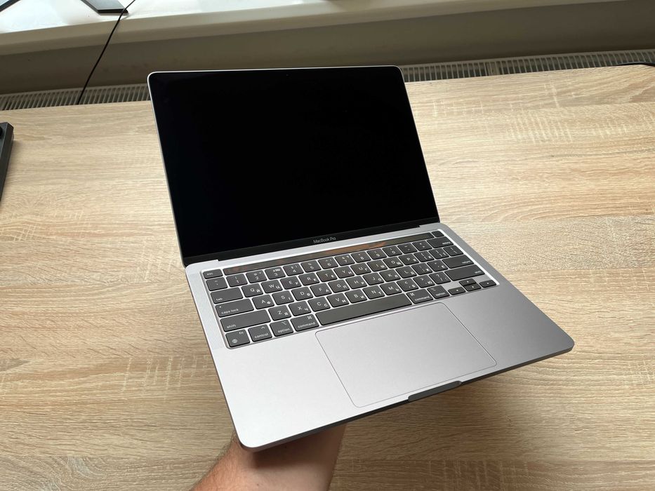 Apple MacBook Pro 13 2022р. apple M2_16GbRAM_512gb SSD_91% батарея_31 цикл