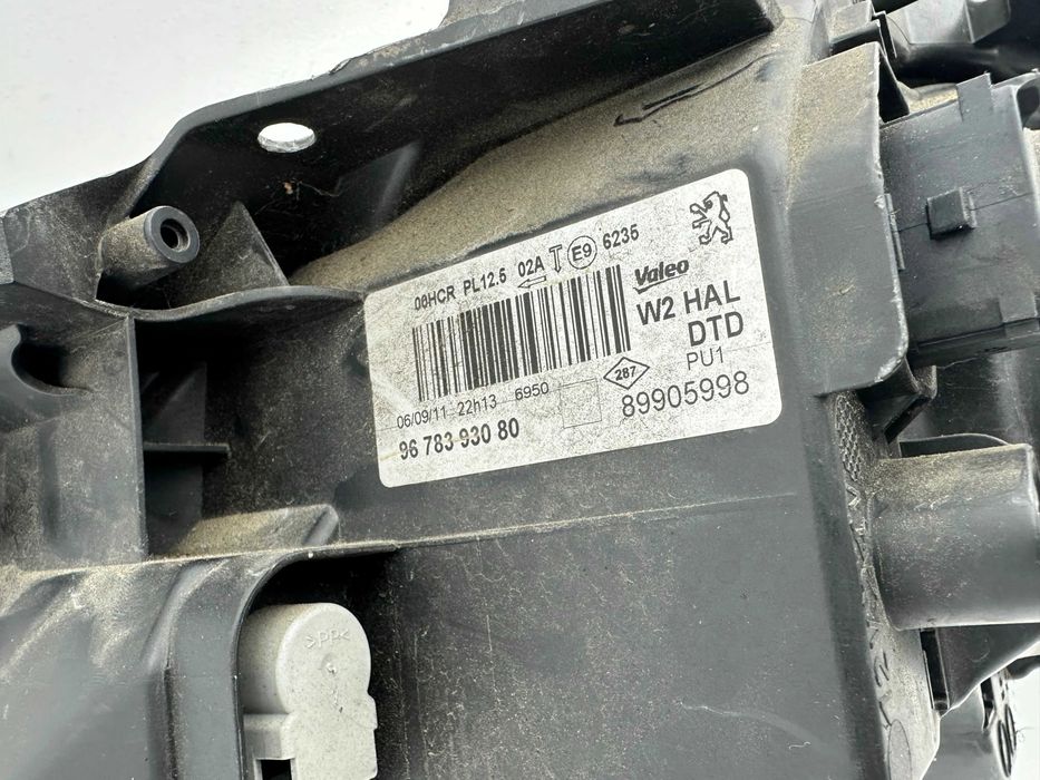 Ótica / Farol Direita - Peugeot 508