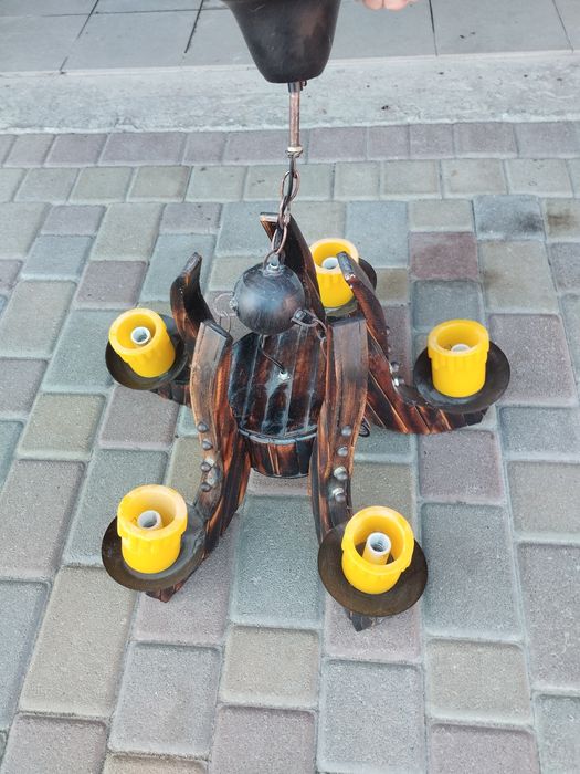 Світильник дерев'яний