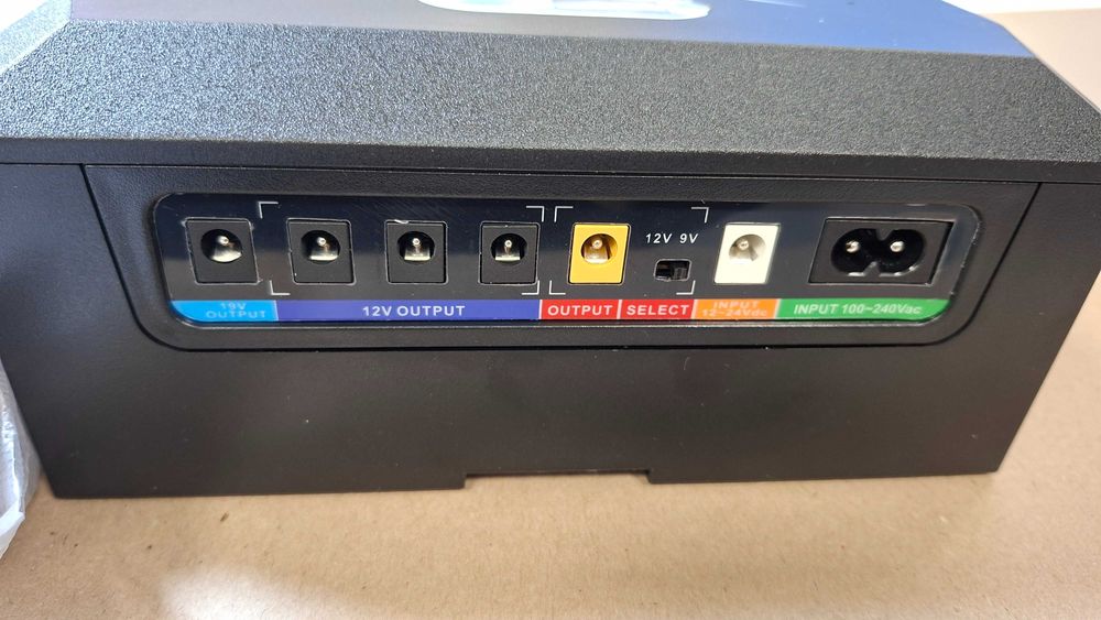 ДБЖ UPS бесперебойник для роутера TTN DCP-100W 60000mAh. 19в. 5а.