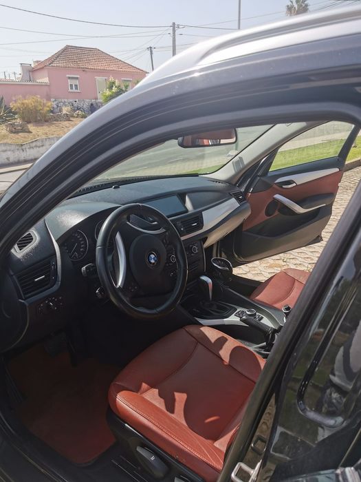 BMW X1 18d automático