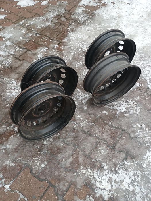 4 szt felgi stalowe 14 cali ET35