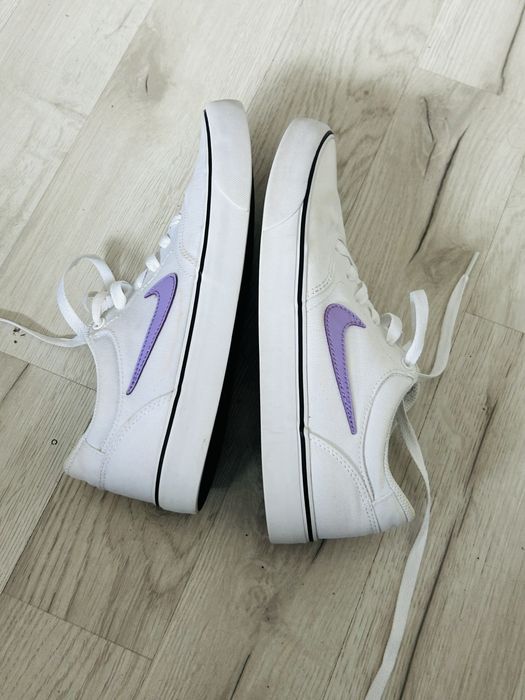 Buty trampki markowe Nike modny model jak nowe!