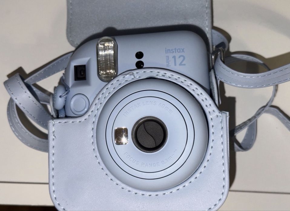 Câmara fotográfica Fujifilm Instax Mini 12
