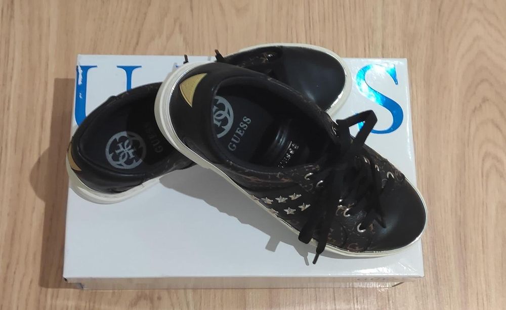 Sapatilhas Guess