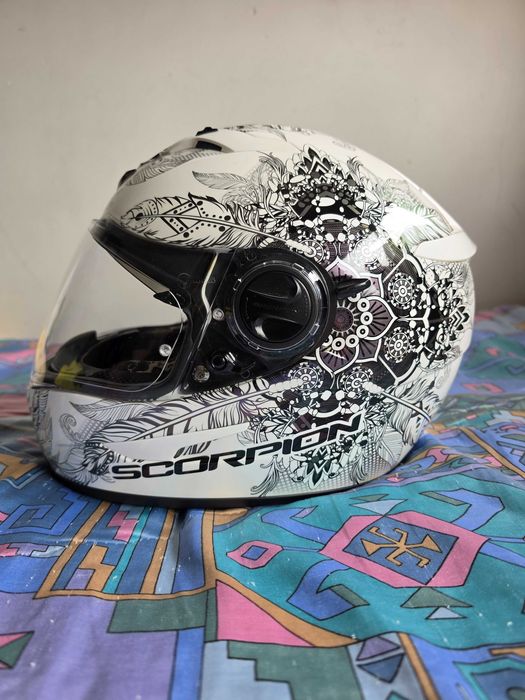 Capacete praticamente novo