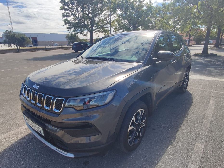 Jeep Compass490232687530485760