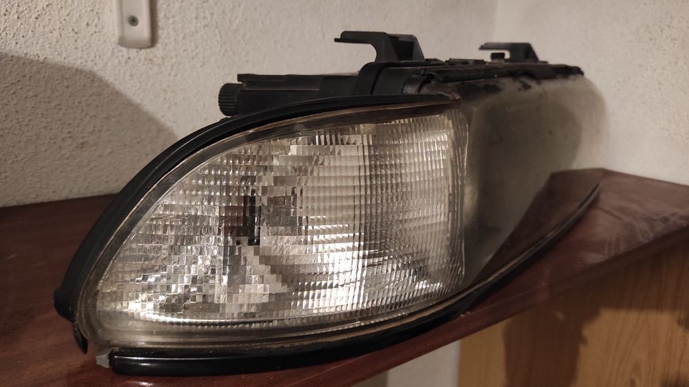 Ótica esquerda BMW E39