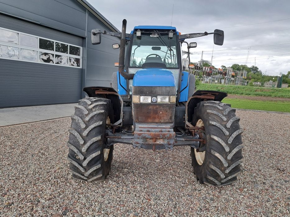 Ciągnik New Holland TM 150