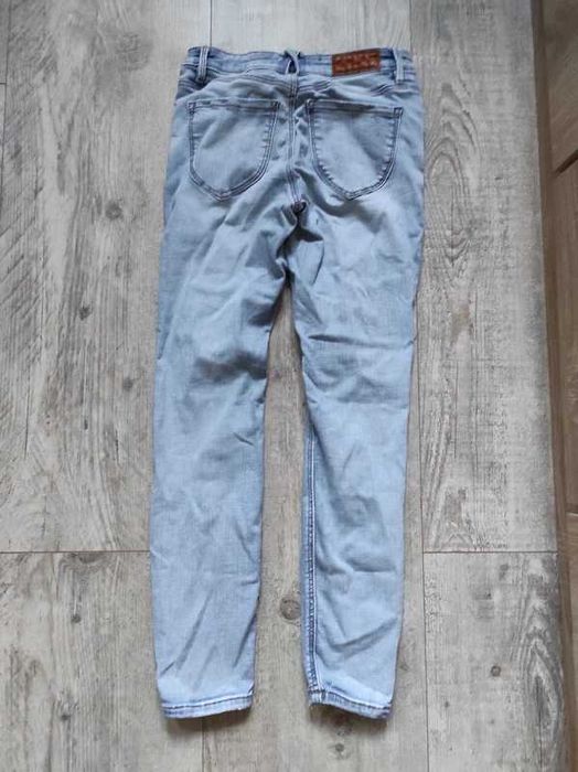 Damskie spodnie jeansowe rozmiar xs