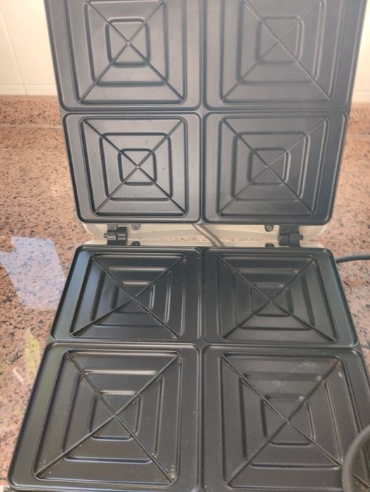 Máquina de torrar nova! Marca Ufesa