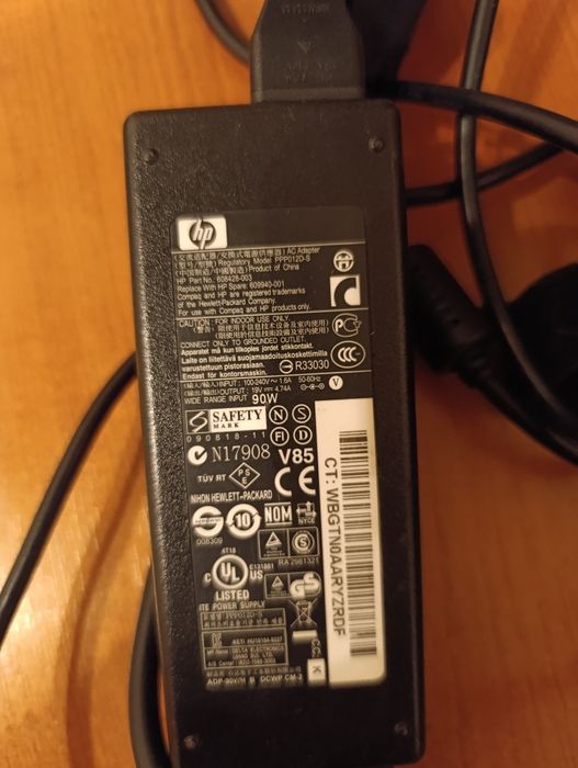Блок живлення для ноутбука HP 90W 
PPP012D-S
Штекер 4.5x3.0