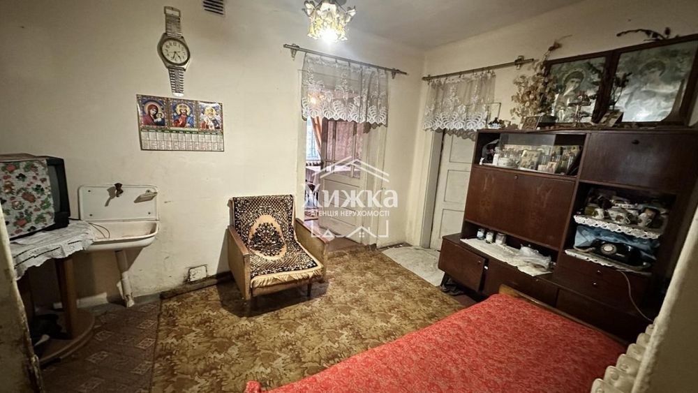 Продаж будинку в Хусті !