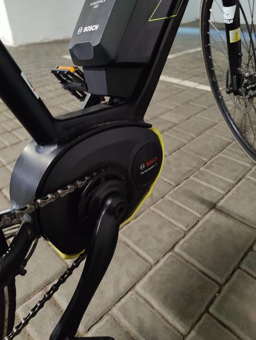 Rower elektryczny BH Xenion Cross r.56