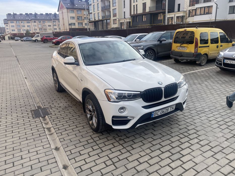BMW X4 2.0 бензин