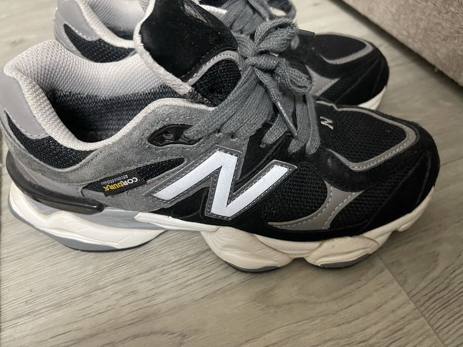 Кросівки жіночі New Balance