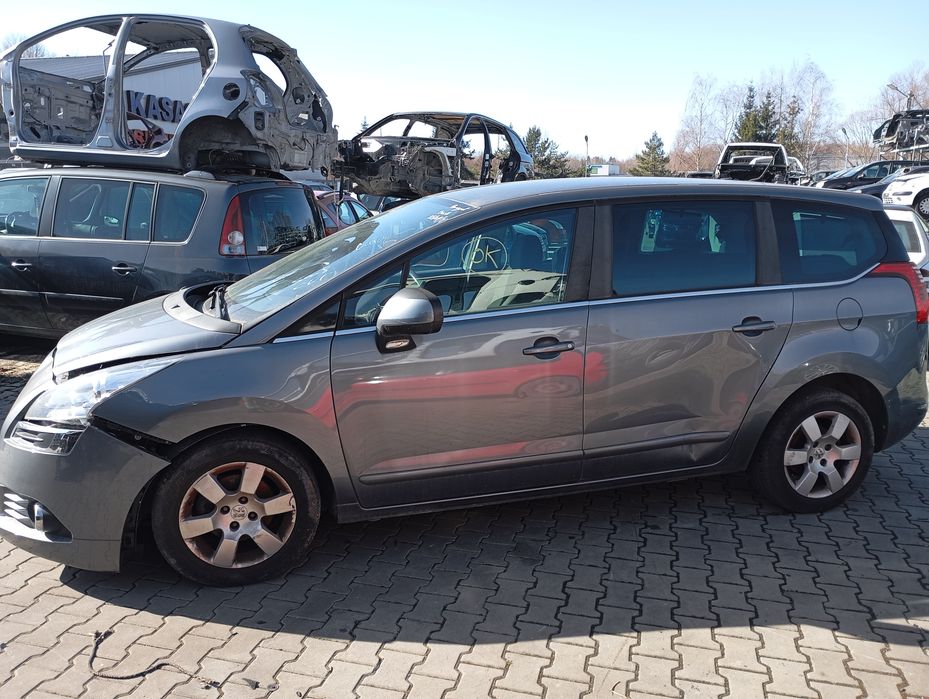 peugeot 5008 i 1 t87 0u 0e drzwi przód lewe szare kthc