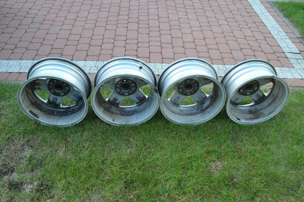 Felgi alu VW Sharan 16 cali 5x112 et59 7x16 komplet vw sharan