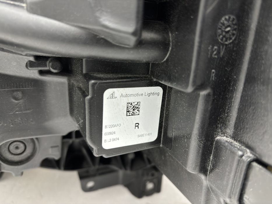 Фара права BMW X5 X6 G05 G06 2024-2026 USA Blue