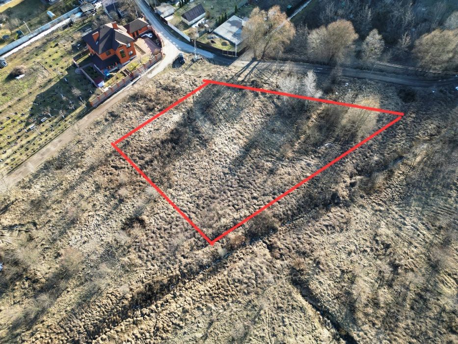 Продаж земельної ділянки 34 сотки в  с. Нові Безрадичі