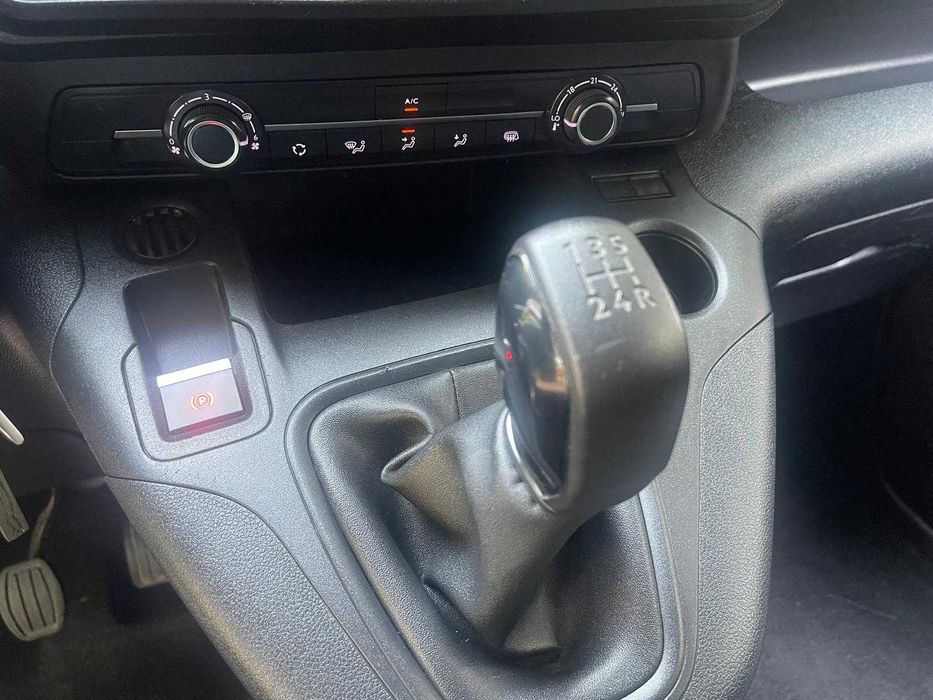 Peugeot Partner 1.5 Blue-HDi Premium Caixa Inox