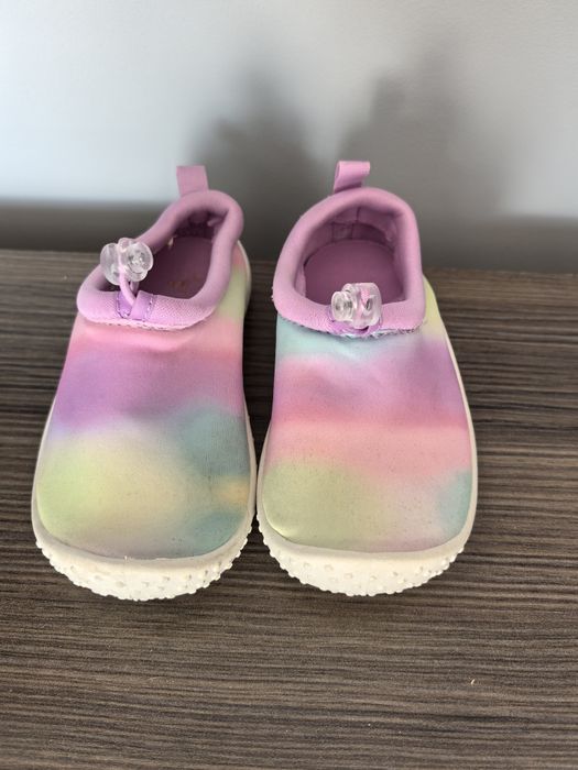 Buty do wody dla dziewczynki
