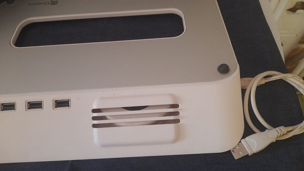 Choiix Base 12" + HUB 4 Portas USB - Bom estado