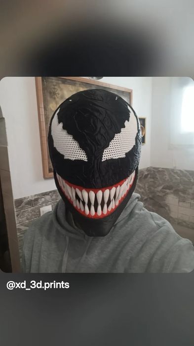 Mascara (capacete) - venom