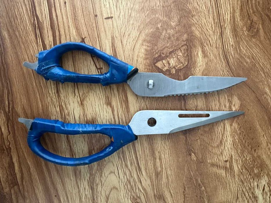 Ножницы универсальные Montero 61023 (разборные, с магнитных чехлом)